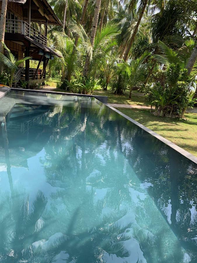 Siargao Inn Beach Resort General Luna  Exterior photo